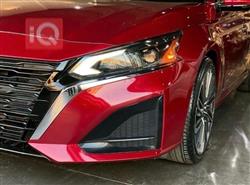 نيسان ألتيما